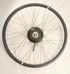 Roue arriere et moteur avec câble/connecteur