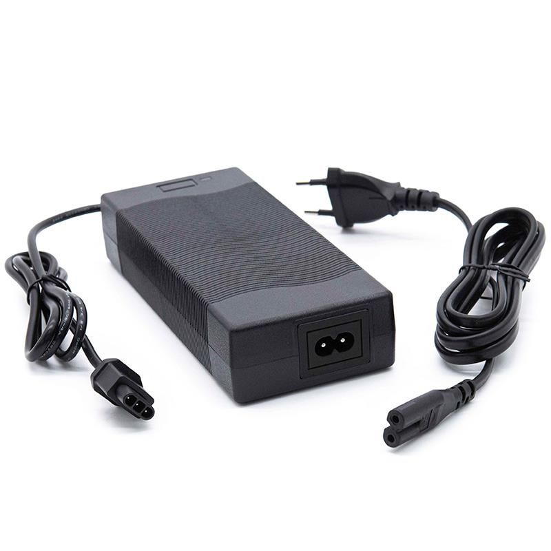 Chargeur Premium 48V (sortie 58,8v) 2A pour NIU