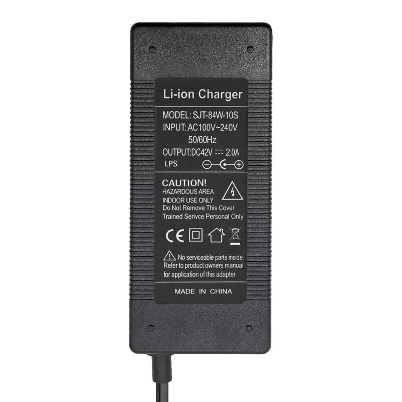 Chargeur 36v (sortie 42v) 2A connecteur GX12 Chargeur 36v (sortie 42v) 2A connecteur GX12