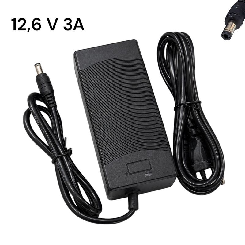 Chargeur 12,6V 3A