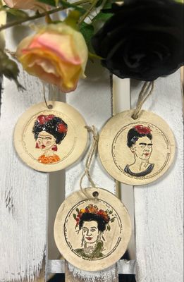 3er Set Frida Kahlo Anhänger