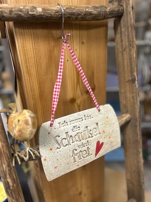 Keramikschild „Ich muss los – die Schaukel wird frei!“