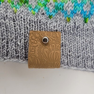 Floral - light brown