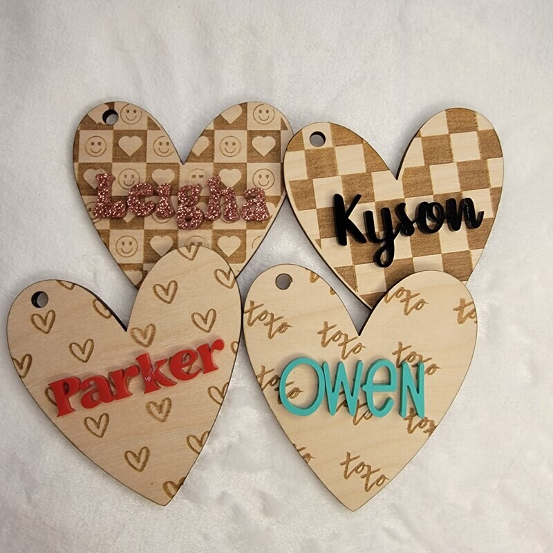 Customizeable wooden valentine tag