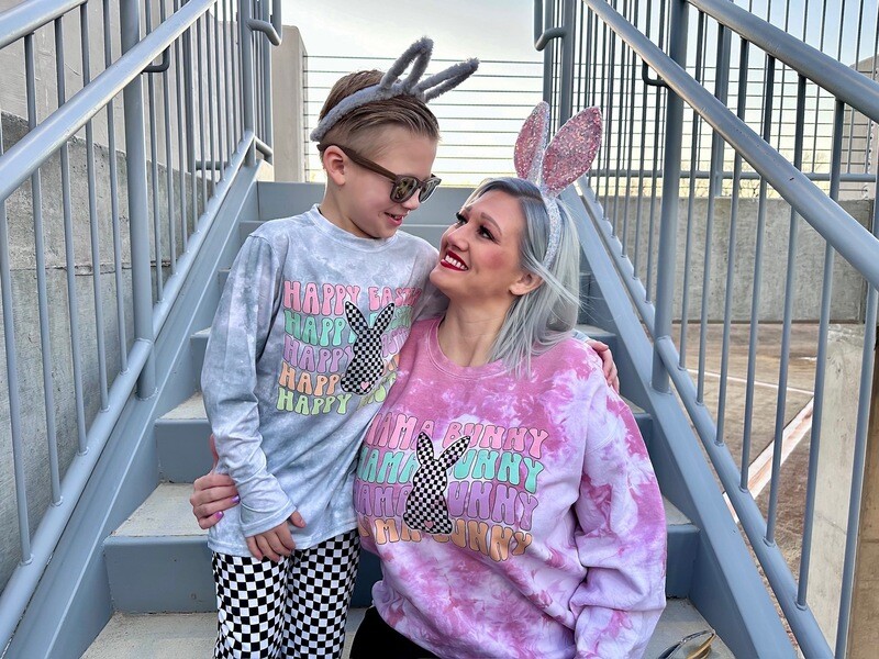 happy Easter wavy words