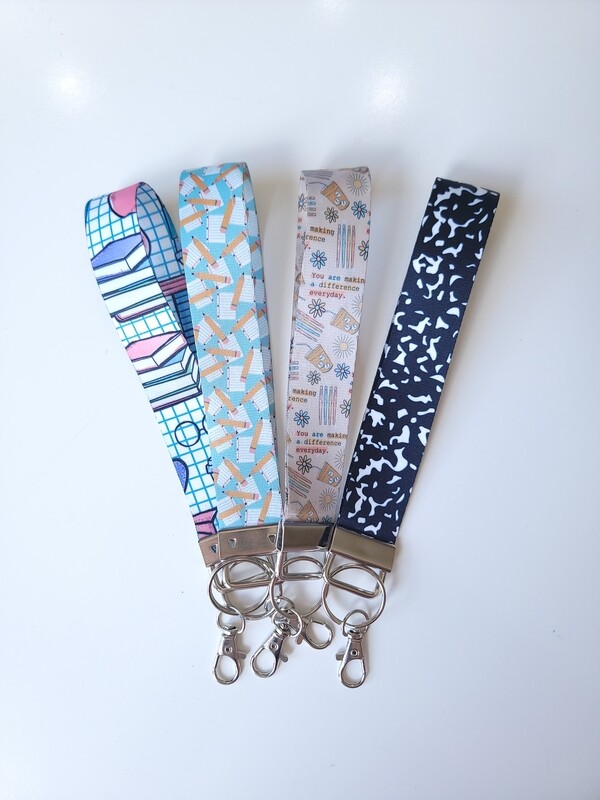 Teacher Appreciation: Teacher inspired wristlet key fob