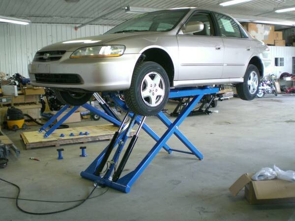 Titan MRL 6000 Scissor Lift
