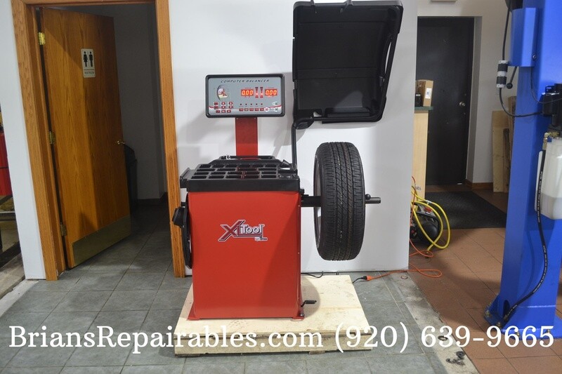 WB-400 44" WHEEL BALANCER
