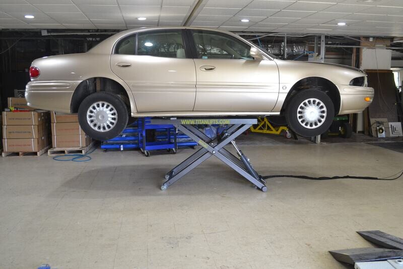 Titan MRL 6000 Scissor Lift
