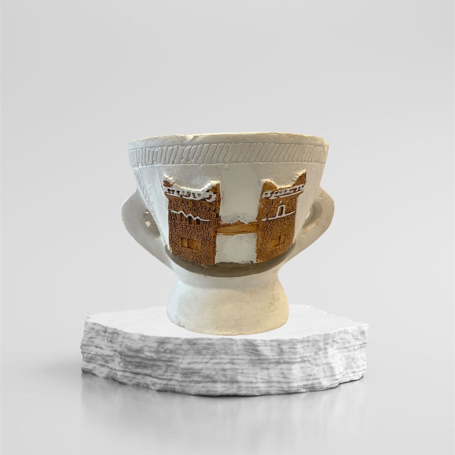 White incense burner with Bridge مبخرة - جسر