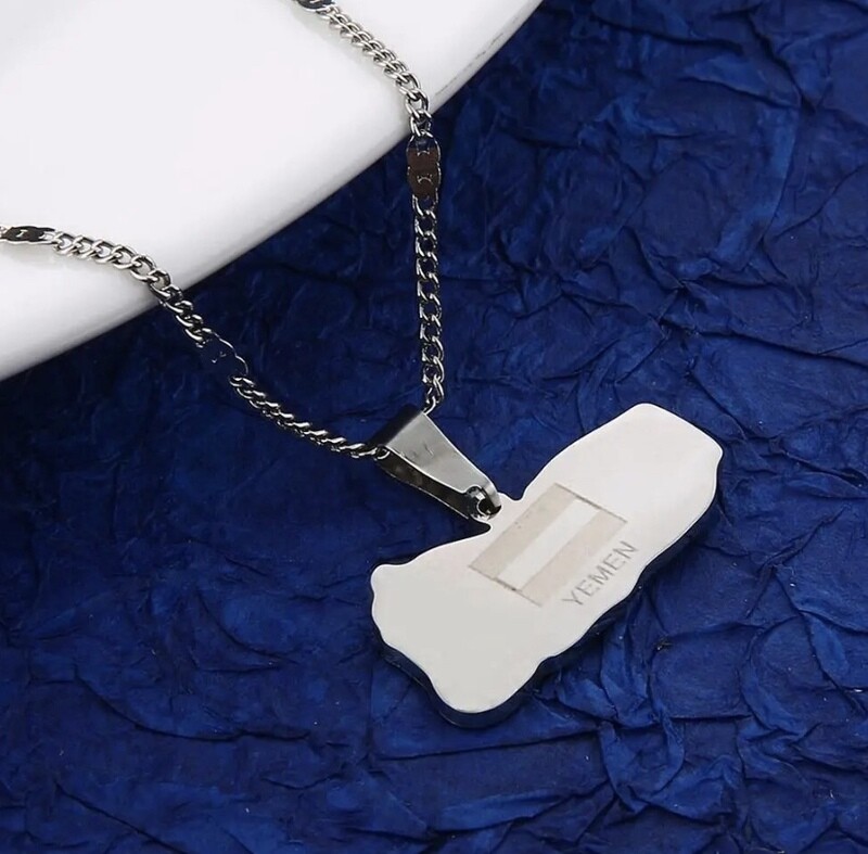 Yemen Map and Flag Silver Necklace