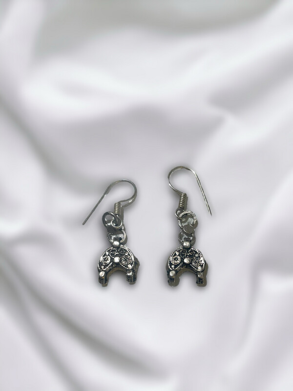 Simple Silver Earrings 