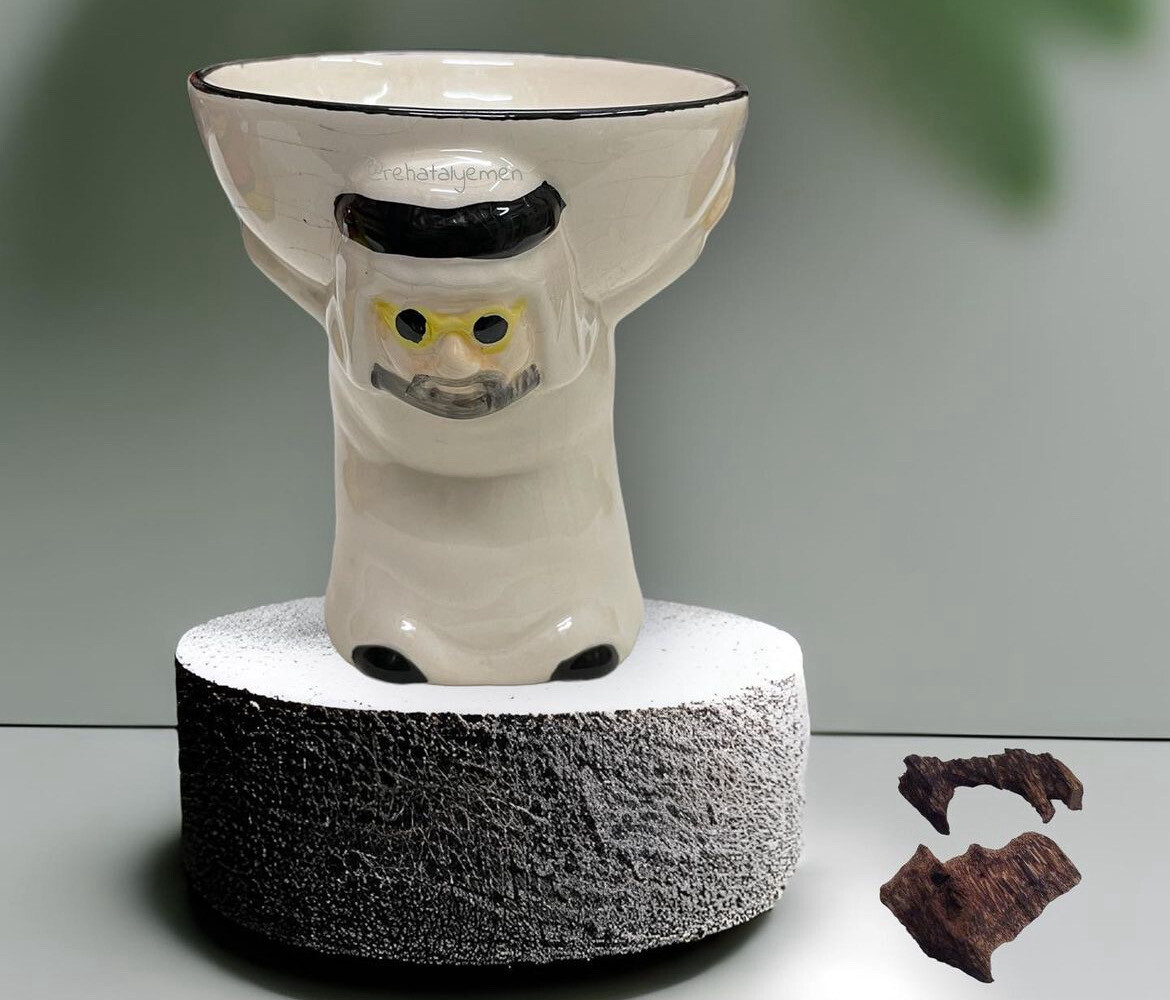 Sheikh Ceramic Mabkharah  ‎مبخرة سيراميك بشكل شيخ يحمل    