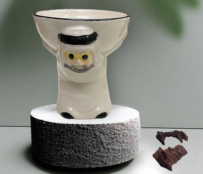 Sheikh Ceramic Mabkharah  ‎مبخرة سيراميك بشكل شيخ يحمل    