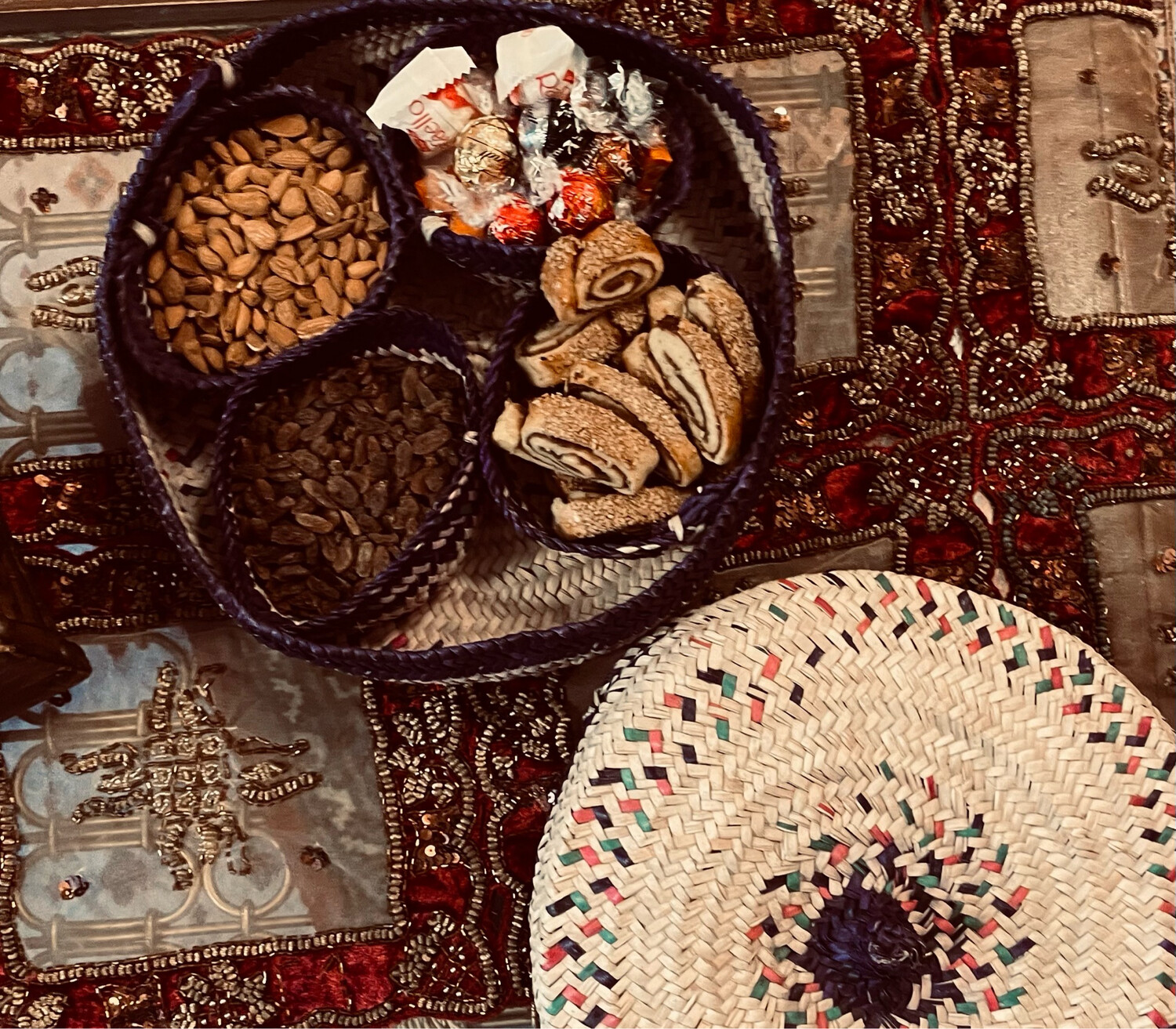 Snack Serving Basket Tray with Lid  (Blue ازرق) ‎ سلة المقبلات مع الغطاء