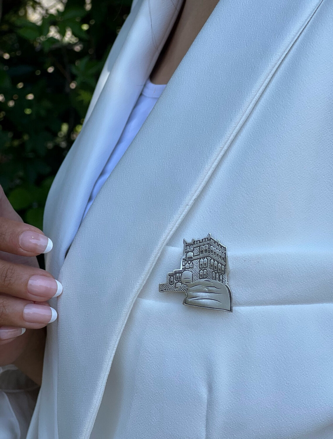 Brooch Dar Al Hajar بروش دار الحجر 
