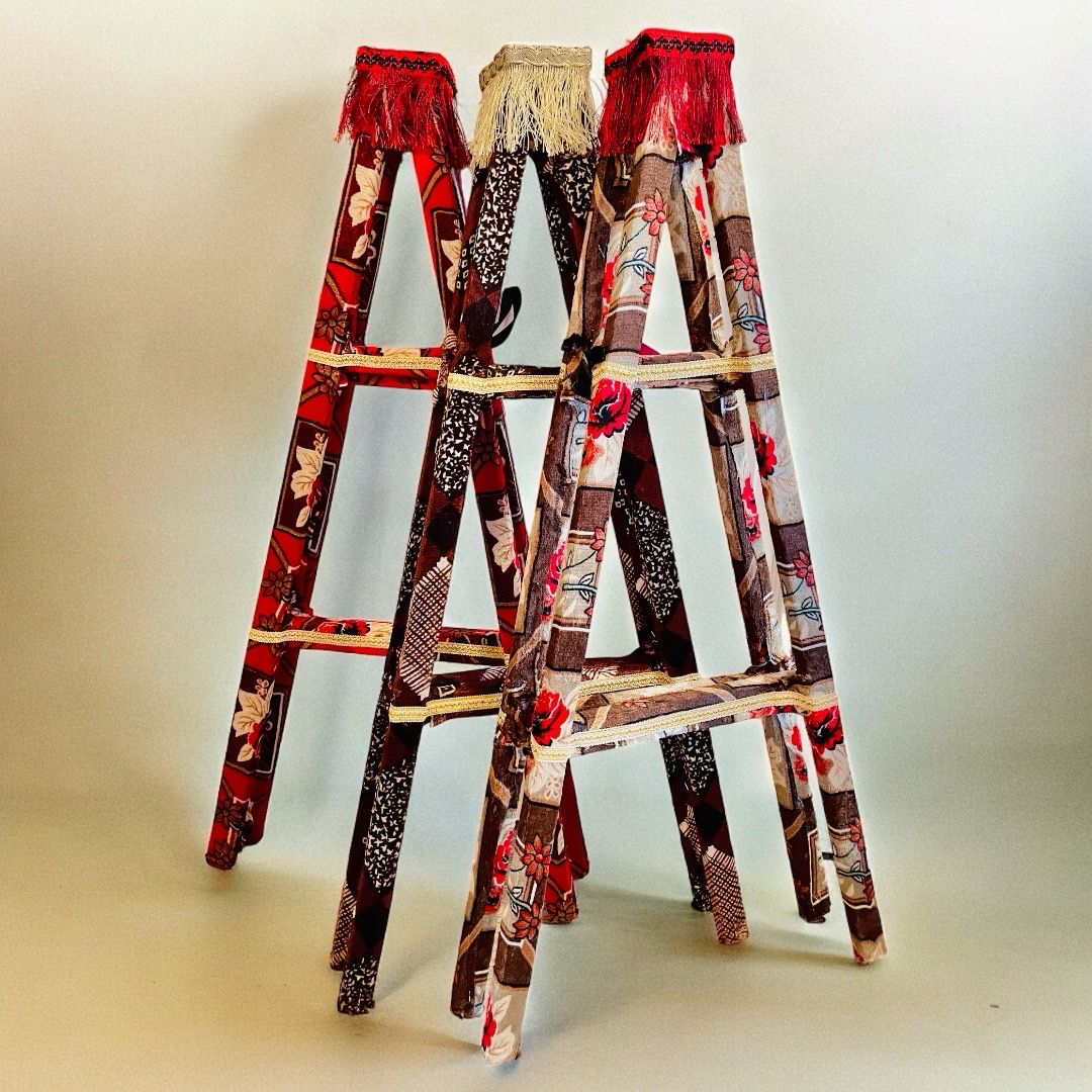 Mushgub مشجب, foldable Yemeni Coat Rack