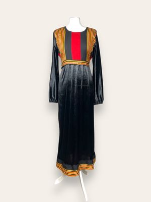 Heritage Maswan Velvet Gown