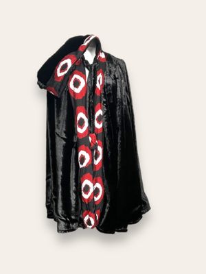 Moghmoq Velvet Hooded Cape – One Size