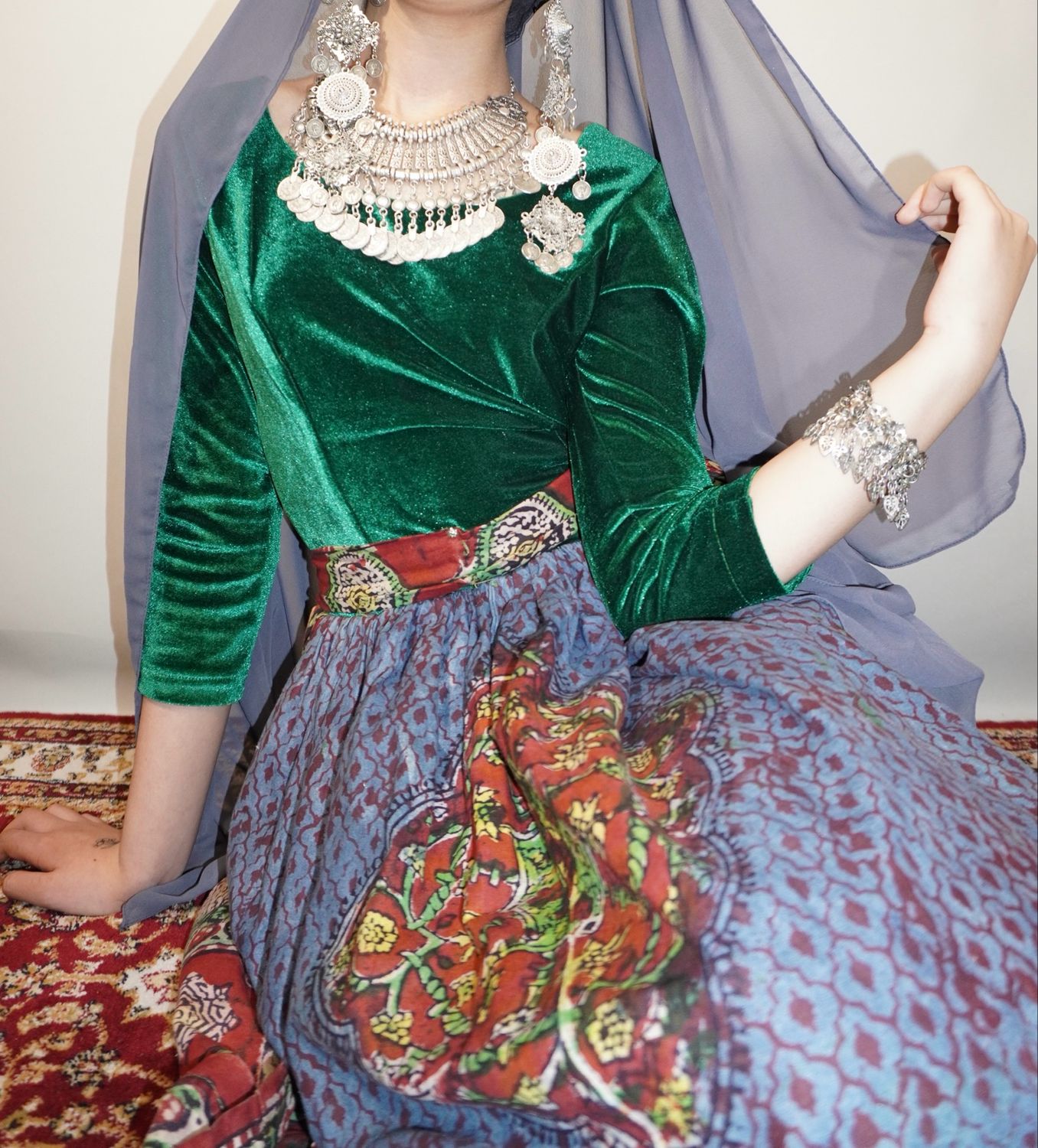 Traditional Yemeni dress. ( WITHOUT JEWELLRY) فستان يمني تقليدي (بدون اكسسوار)
