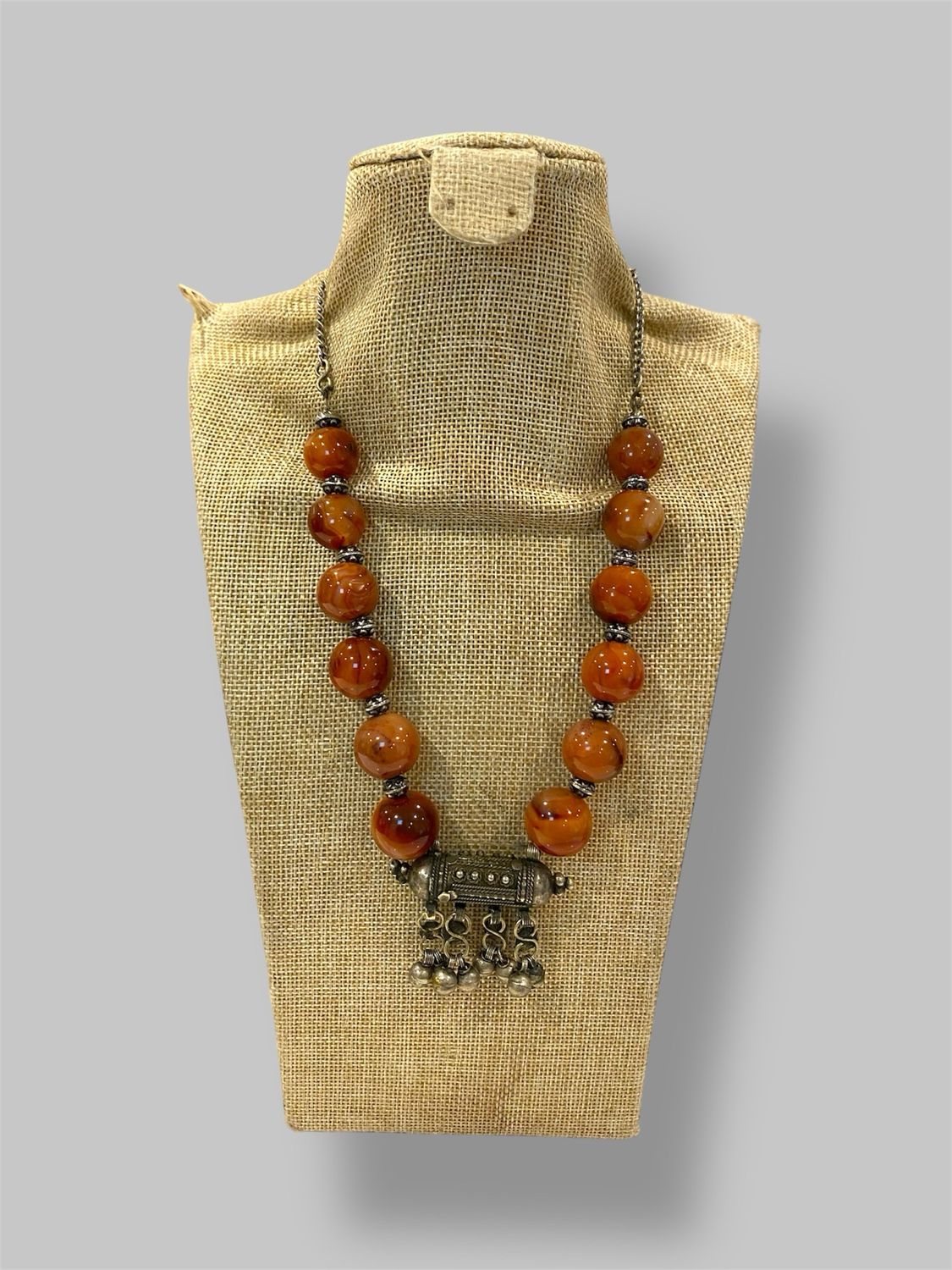 Orange necklace قلاده برتقاليه 
