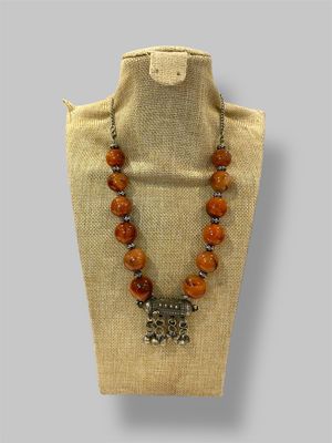 Orange necklace قلاده برتقاليه 