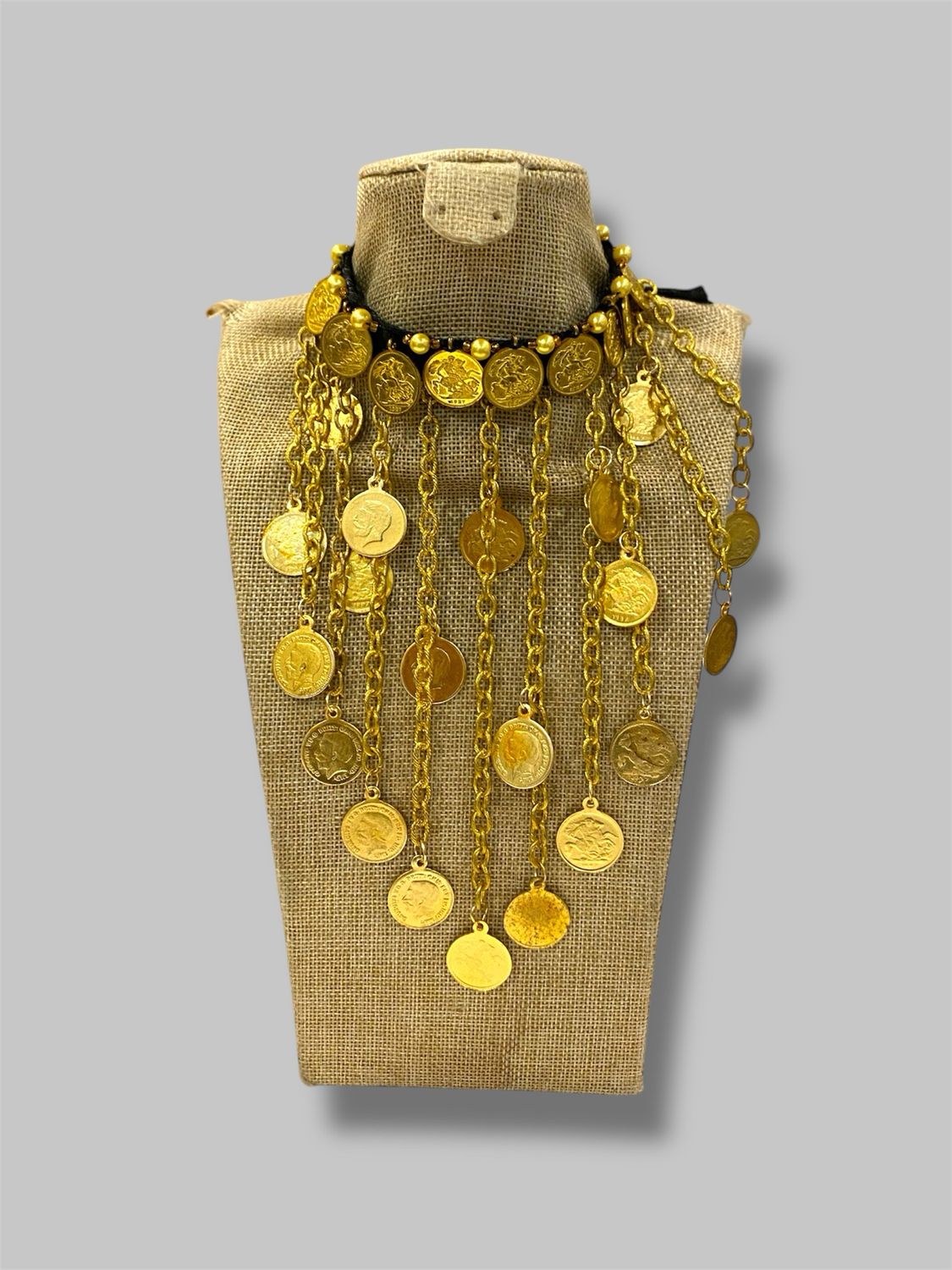 Gold chain necklace قلادة العملات الذهبية