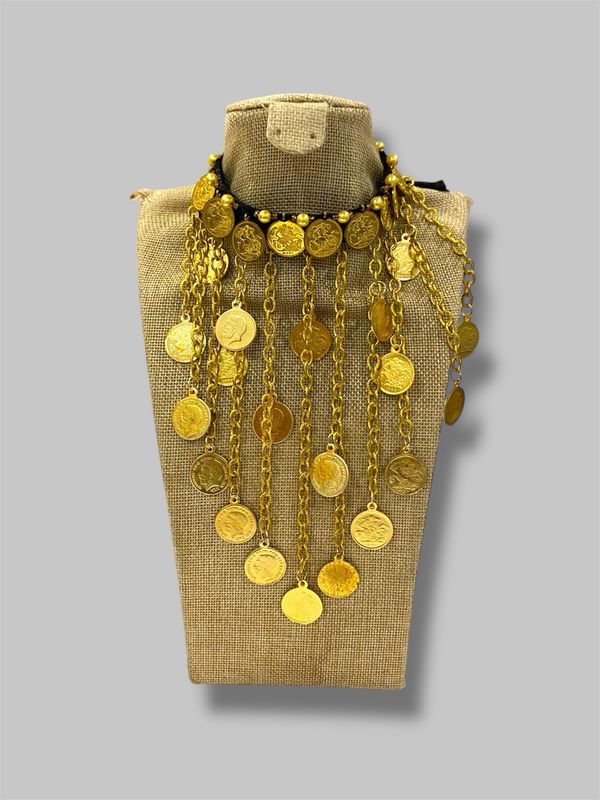 Gold chain necklace قلادة العملات الذهبية