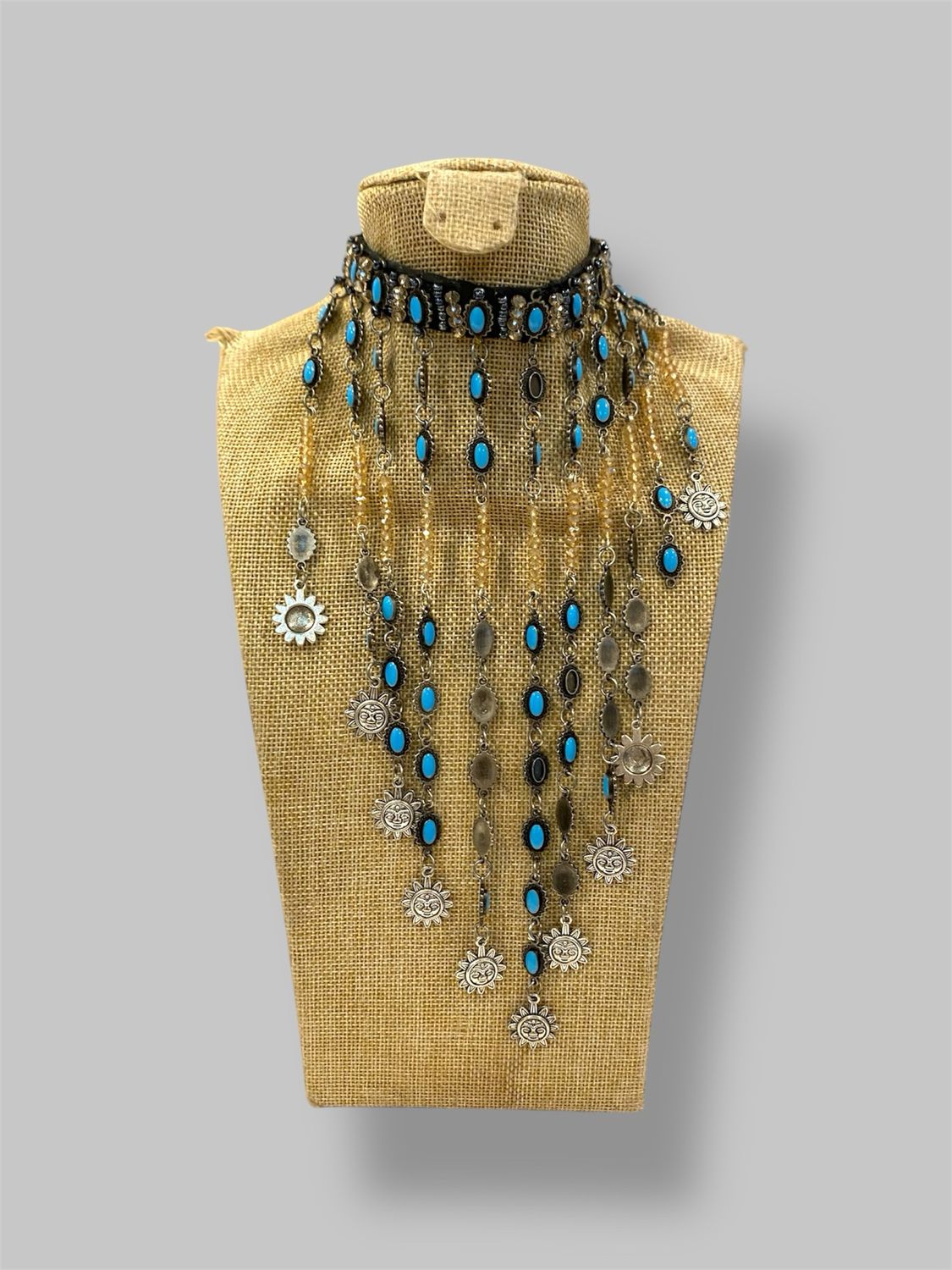 Crystal chocker necklace قلادة كريستالية