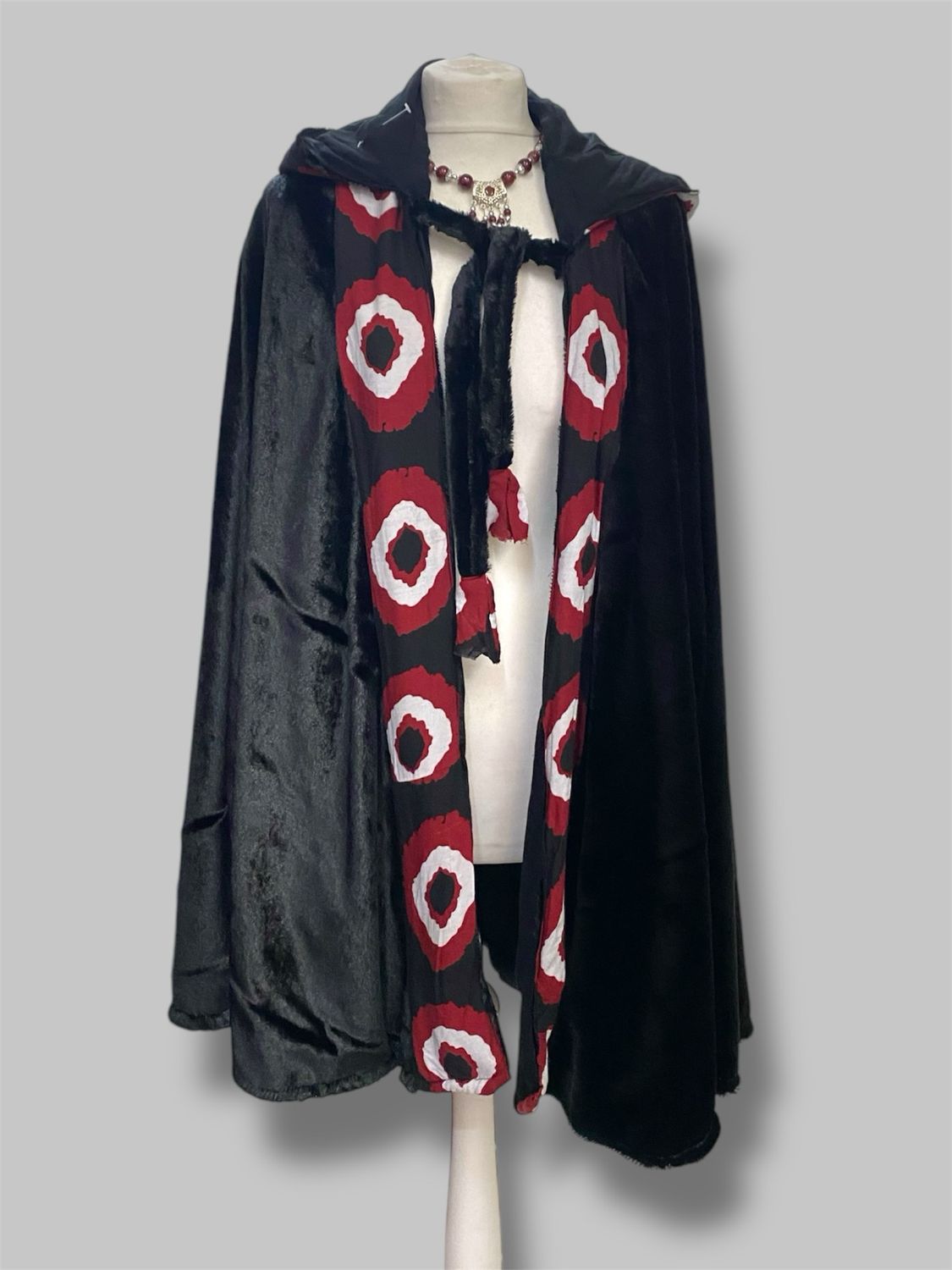 Traditional Yemeni shawl شال يمني تقليدي