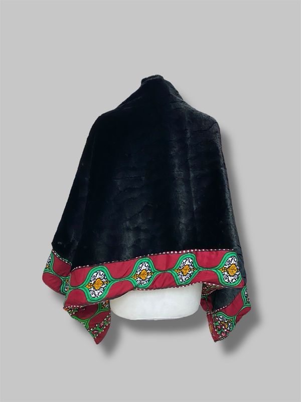 Reversible traditional Yemeni shawl شال يمني تقليدي قابل للعكس