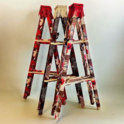 Mushgub -Foldable Yemeni Coat Rack- مشجب
