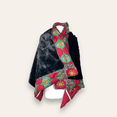 Reversible Sanani Sitara &amp; Velvet Shawl