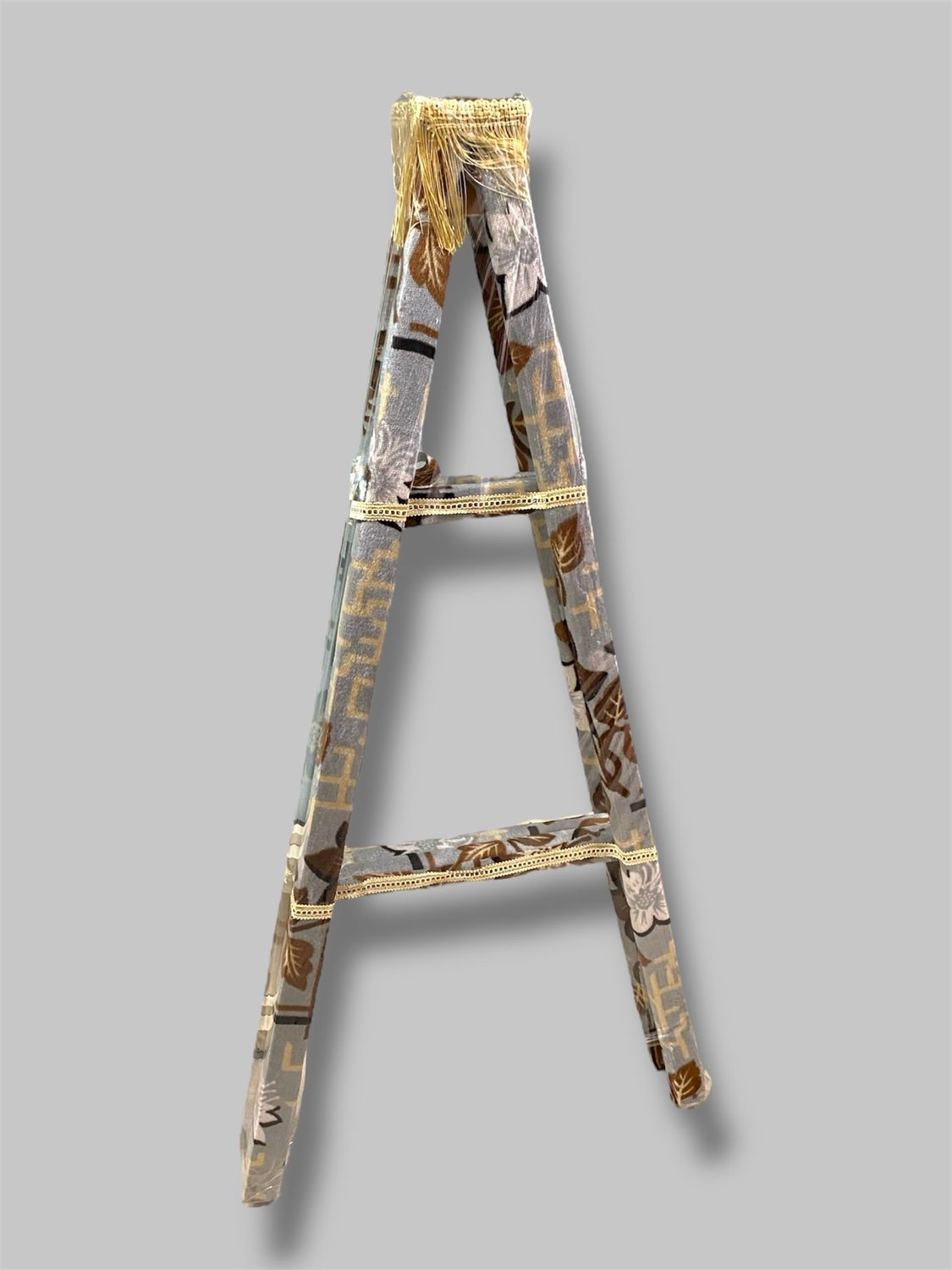 Mushgub -Foldable Yemeni Coat Rack- مشجب