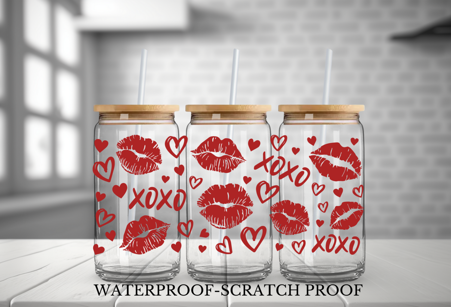 KISSES XOXO