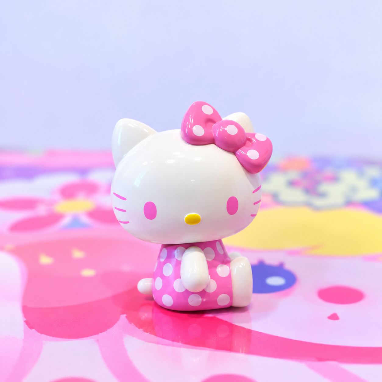 HK POCKA DOTS PINK AND WHITE