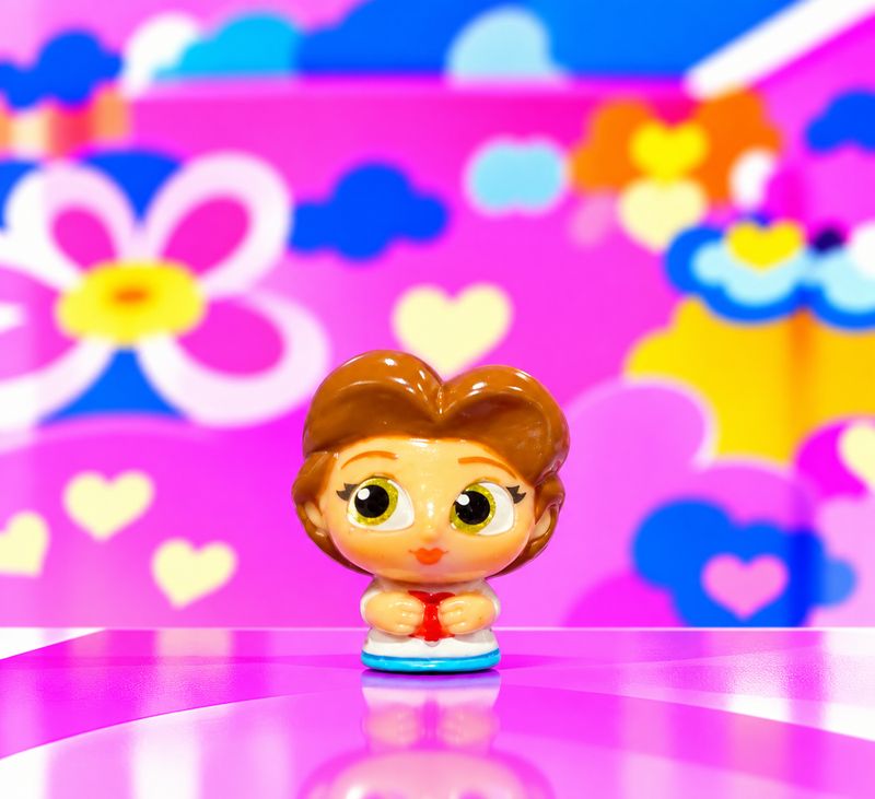 Series 4 Belle With Book