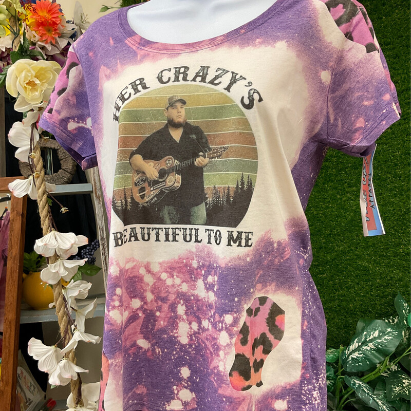 Beautiful crazy W Patches scoop neck