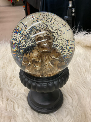 SKULL CRYSTAL BALL