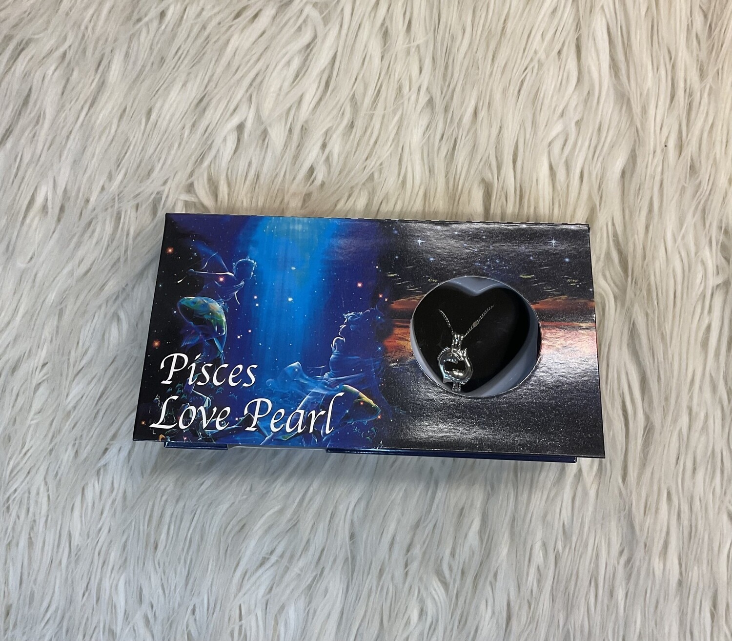 PISCES LOVE PEARL NECKLACE