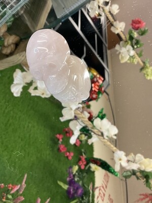 ROSE QUARTZ SKULL