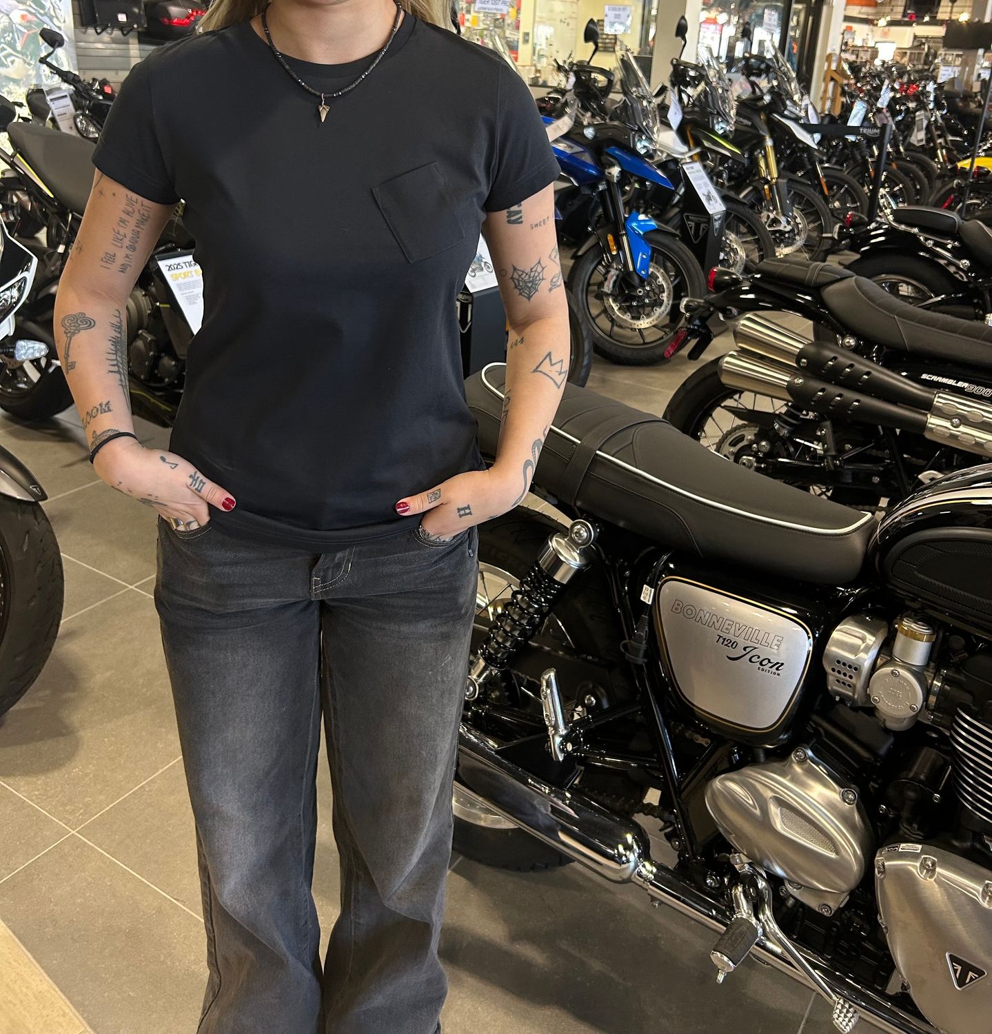 SYDNEY LADIES BLACK TEE