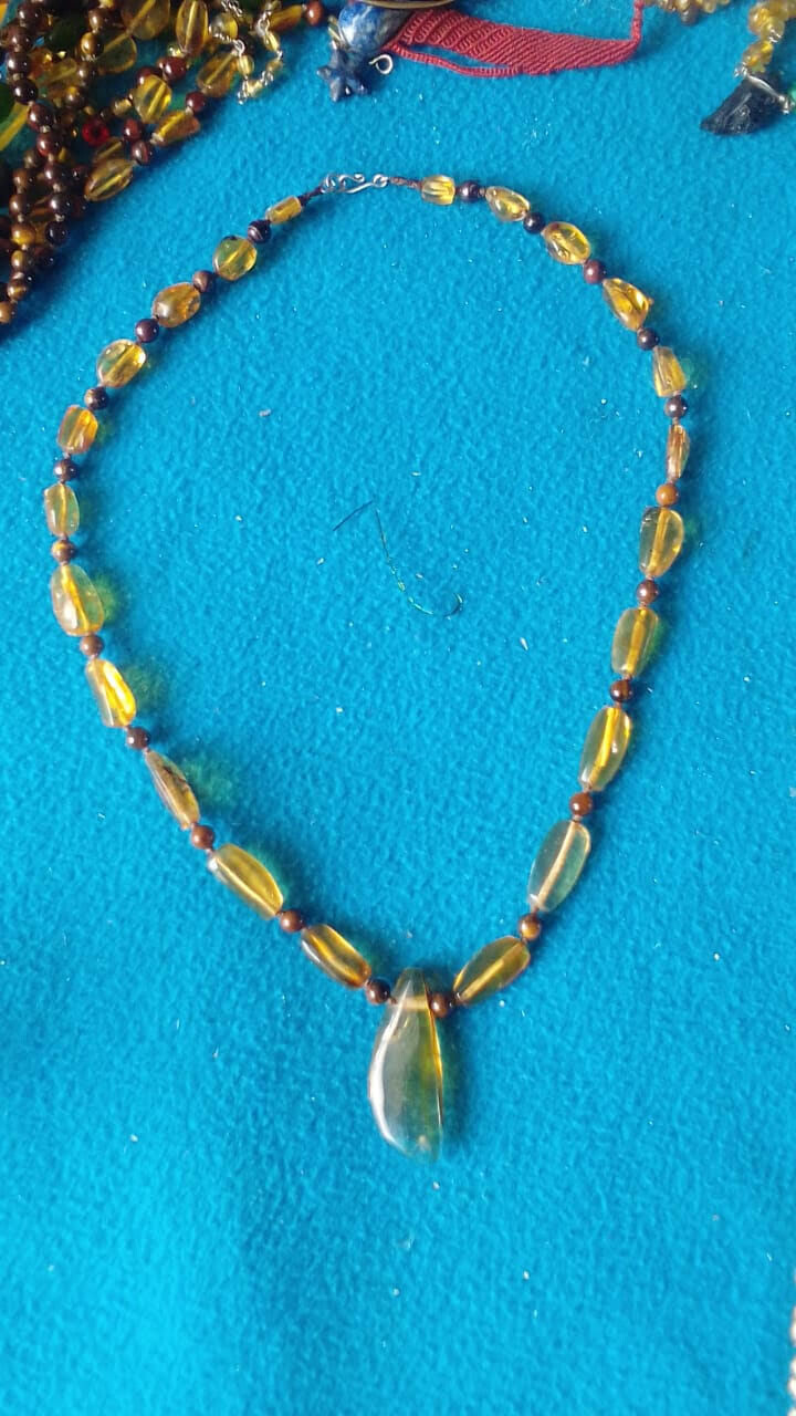​Collier d'Ambre, avec Œil de Tigre réalisé par un artisan Mexicain