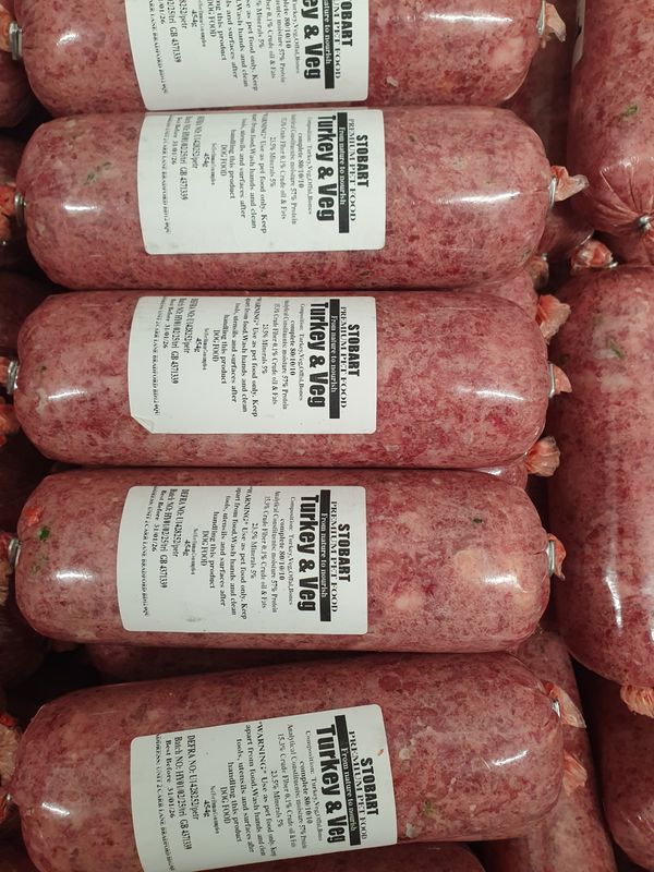 Stobart Raw Turkey & Veg Complete