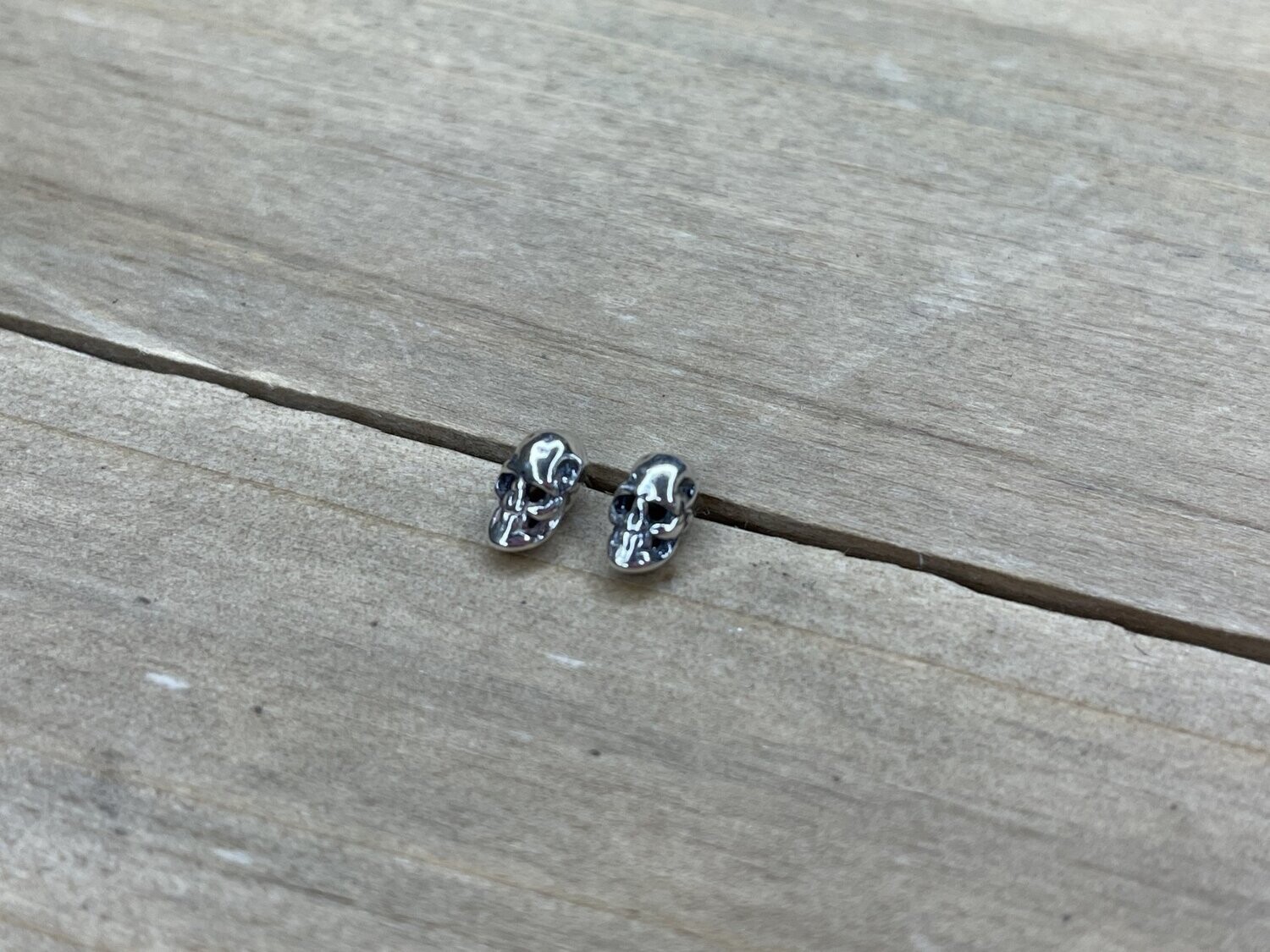 Pendientes presión GIRLSKULL pequeños