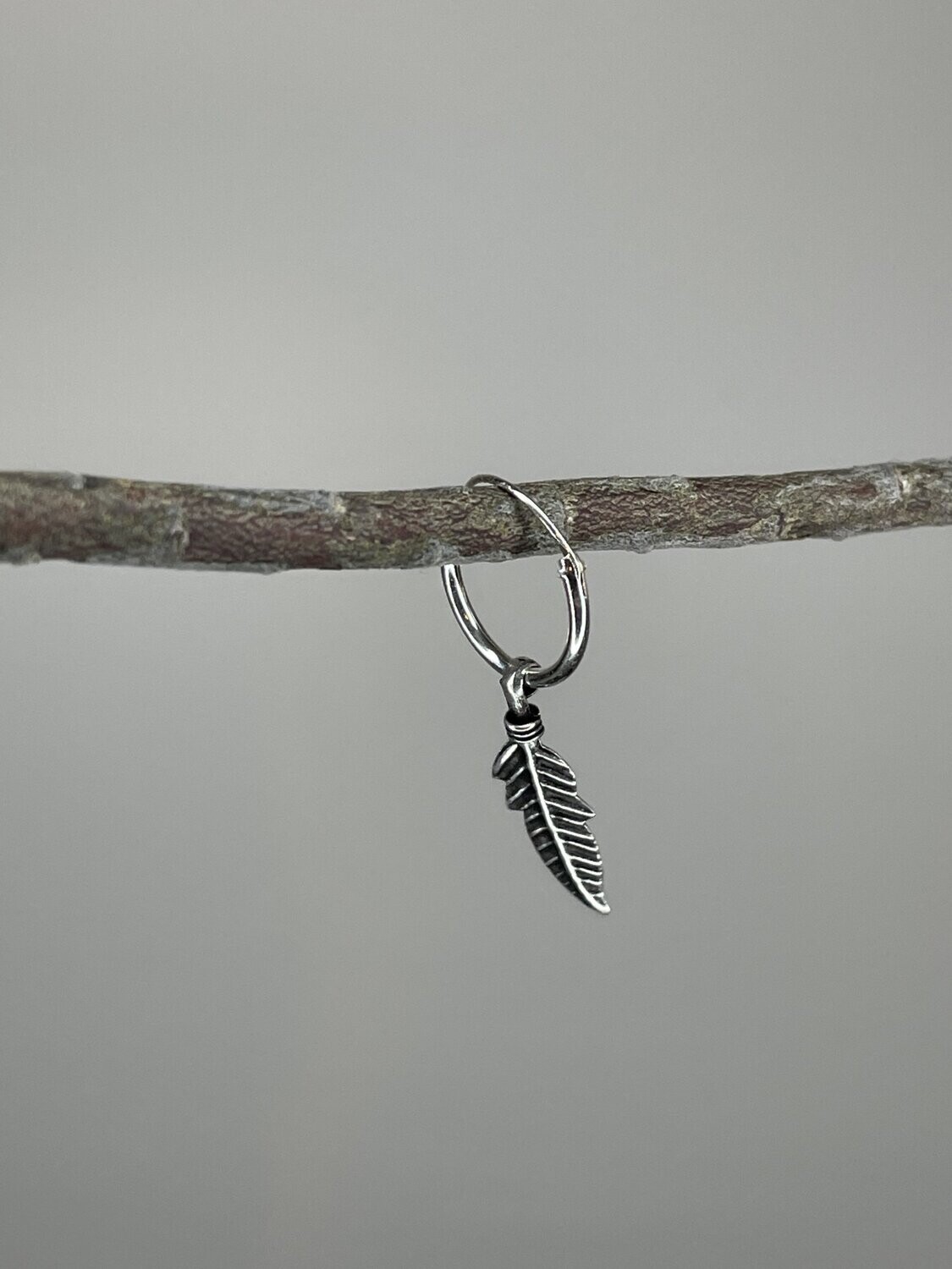 Pendiente criolla pluma BLACK SILVER METAL