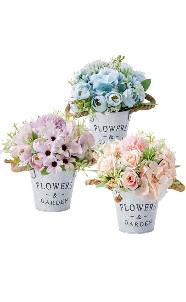 VASETTO CON FIORI POM POM 17 CM ASS