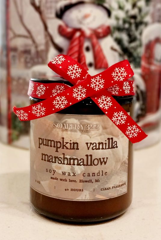 Pumpkin Vanilla Marshmallow 8oz soy Candle