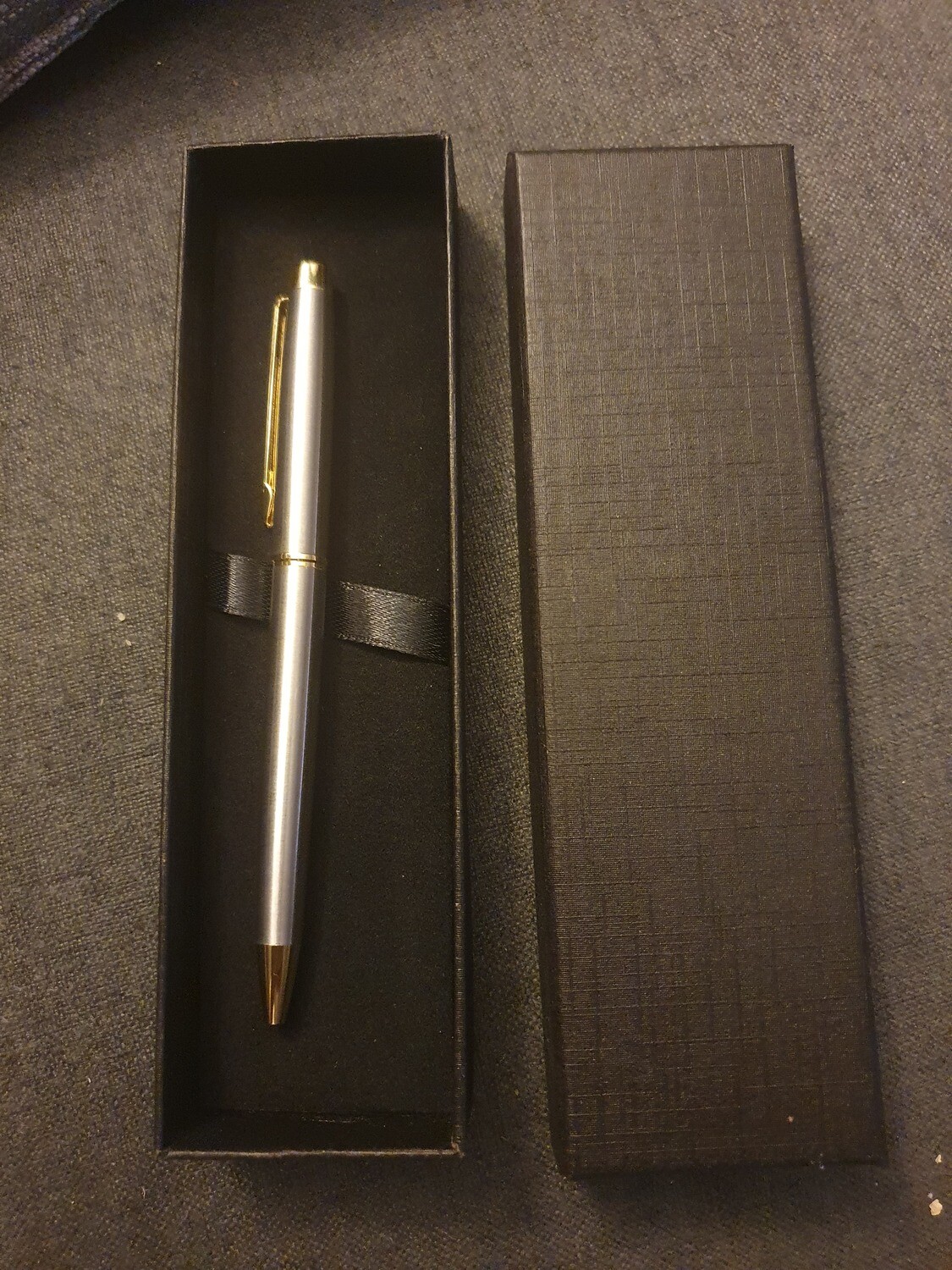 Elegant silver pen