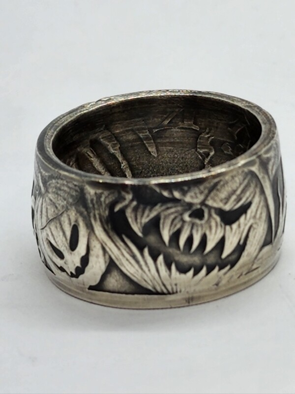 The Halloween ring